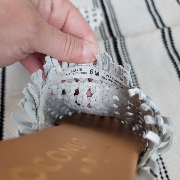 Coconuts by Matisse Safari Woven Leather Mules in White, sz 6 - Picture 11 of 14